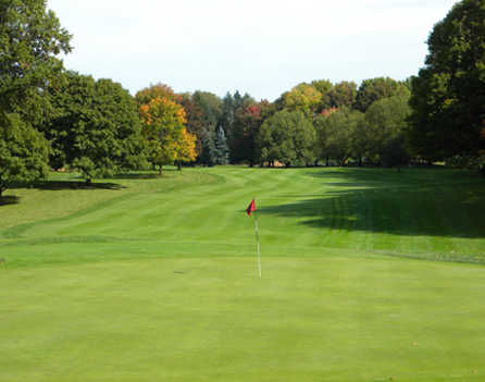 Youngstown Country Club - photo 4