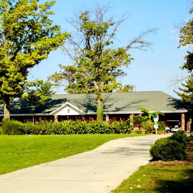 Lincoln Greens Golf Course - photo 2