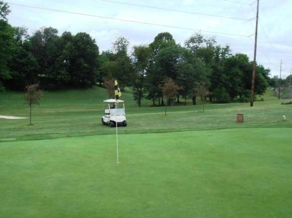 Mitchell's Golf Center - photo 2
