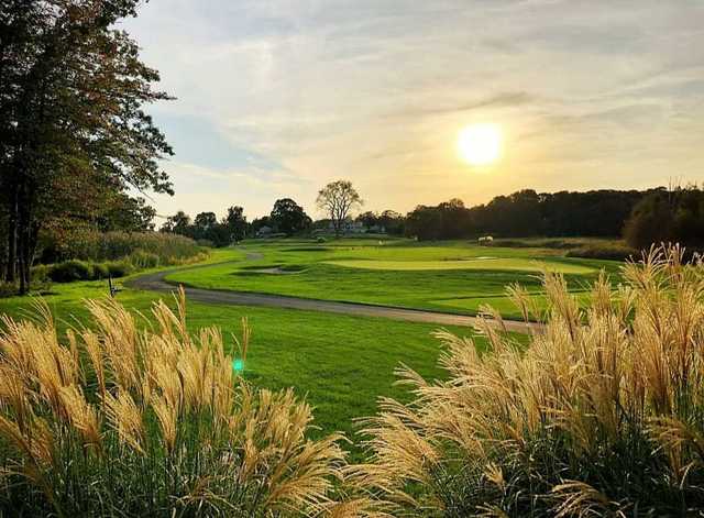 Pine Orchard Yacht & Country Club - photo 3