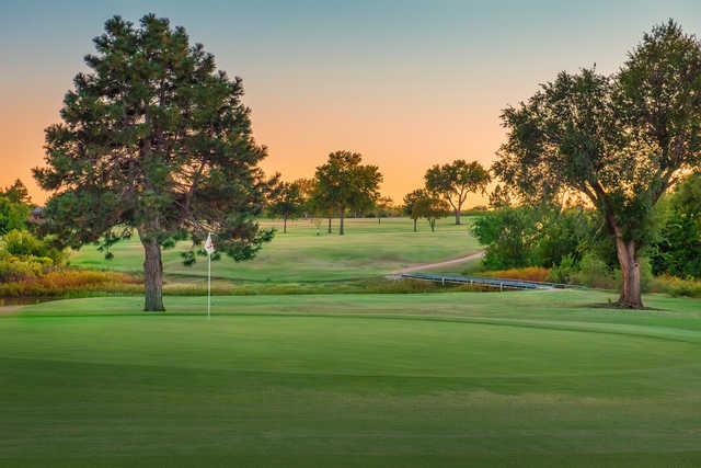 Perry Golf & Country Club
