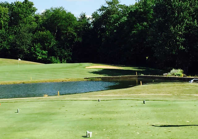 Pekin Country Club - photo 2