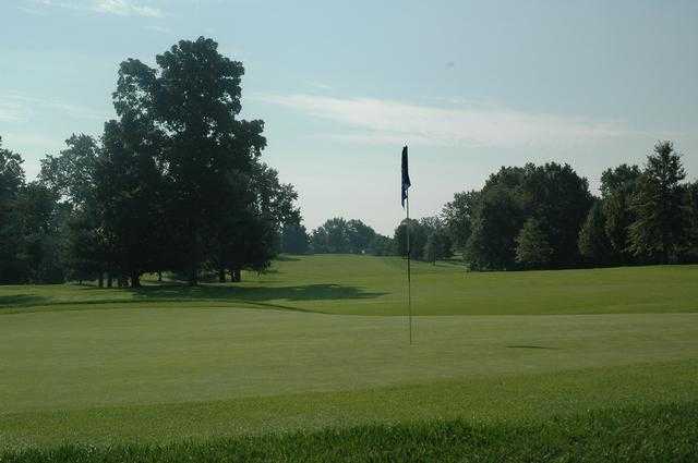 Raritan Valley Country Club - photo 2