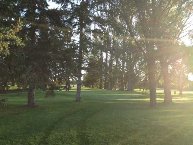 Minakwa Country Club - photo 2