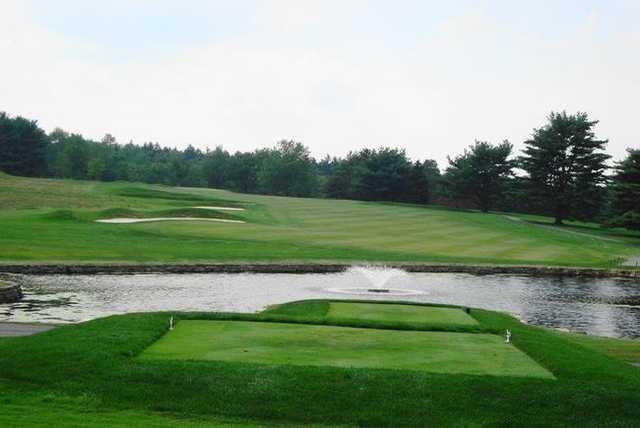Valley Country Club - photo 4