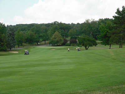 Binghamton Country Club - photo 4