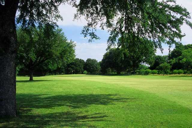 Meadowbrook Park Golf Course - photo 3