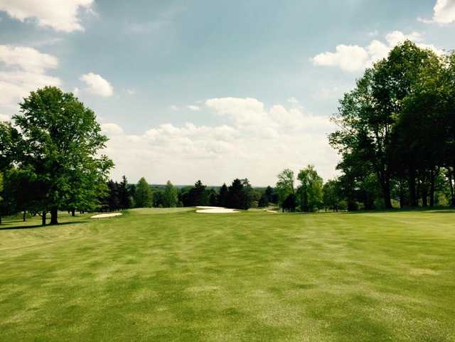 Moon Brook Country Club - photo 3