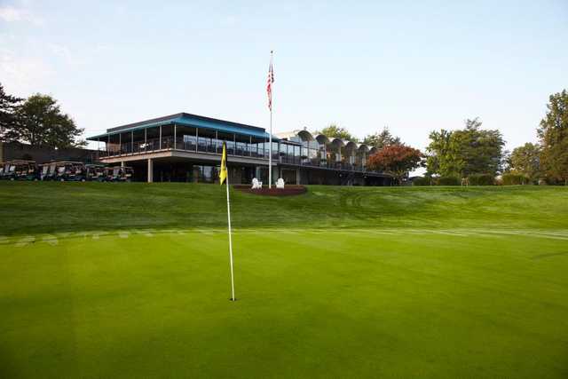 Silver Lake Country Club - photo 2