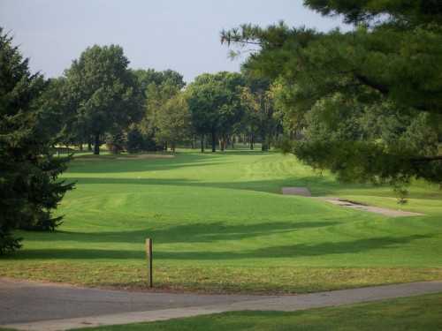 Jones Park Golf Course - photo 2