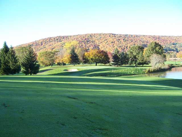 Elkdale Country Club - photo 3