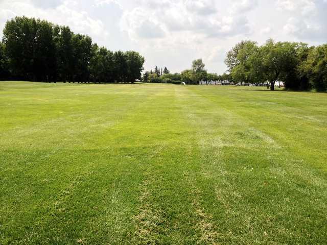 Edmonton Garrison Memorial Golf & Curling Club - photo 6
