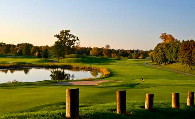 St. Andrews Valley Golf Club - photo 2