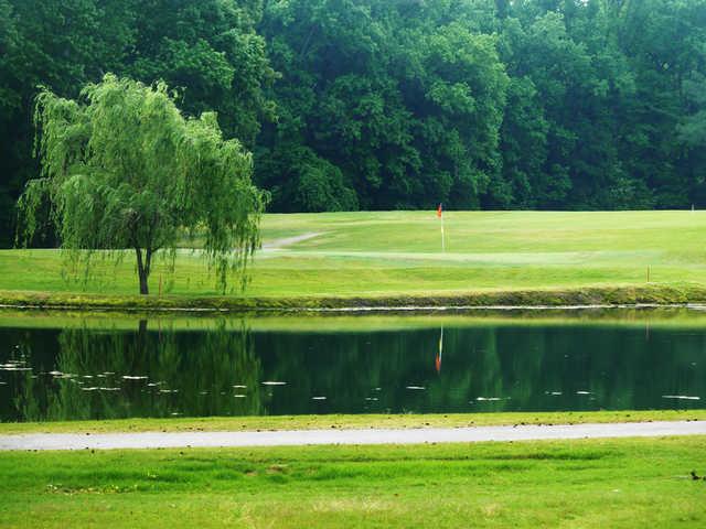 Southern Wayne Country Club - photo 2