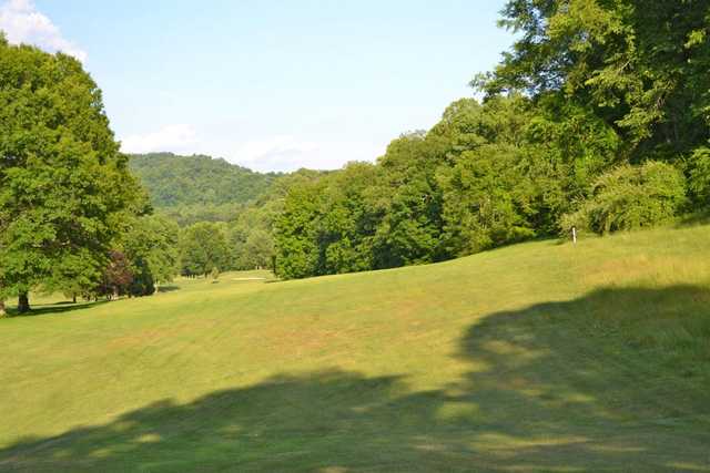 Clarksburg Country Club - photo 3