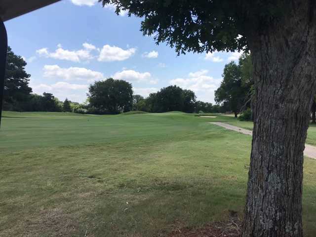 Oak Hurst Golf Course - photo 2