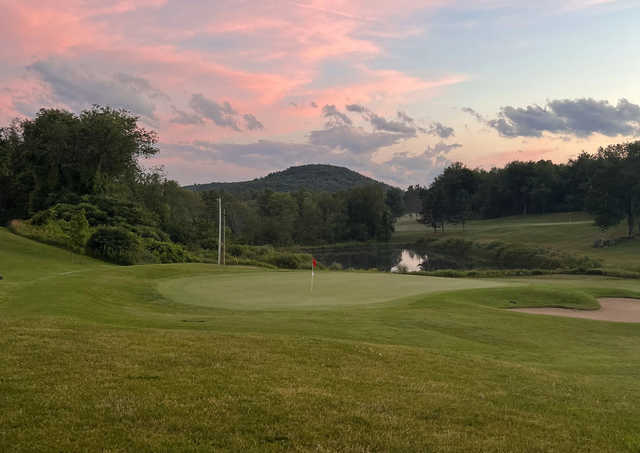 Crown Point Country Club
