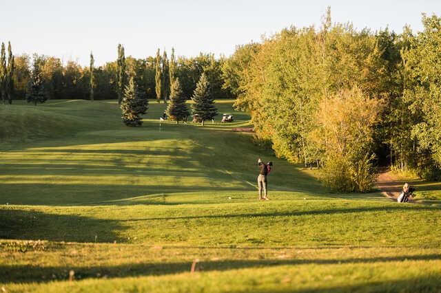 Glacier Greens Par 3 Golf Course - photo 2