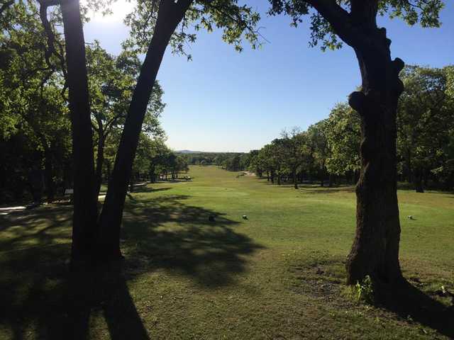 Oakmont - photo 1
