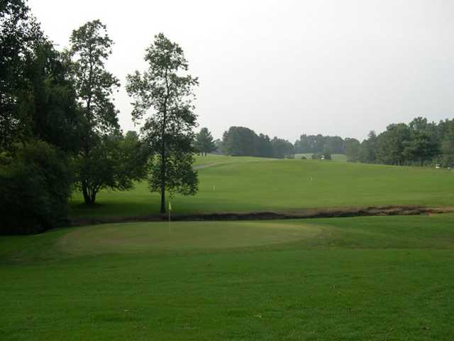 Hampton Heights Golf Club - photo 2