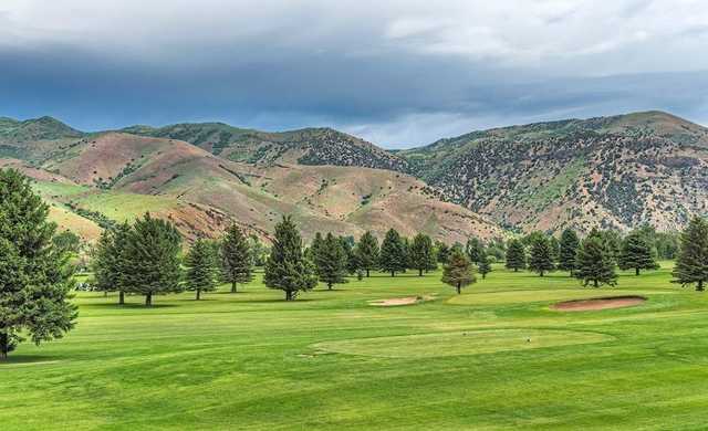 Round Valley Golf Course - photo 2