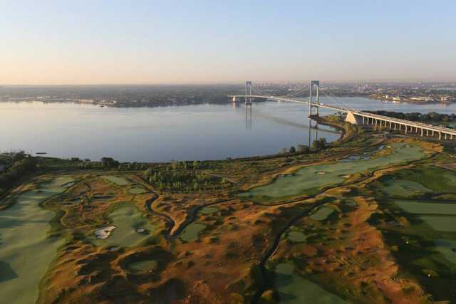 Trump Golf Links, Ferry Point - photo 4