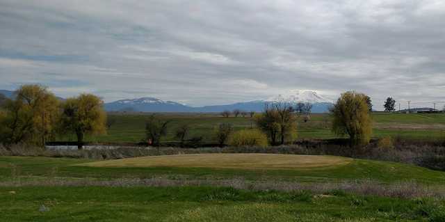 Shasta Valley Country Club - photo 1