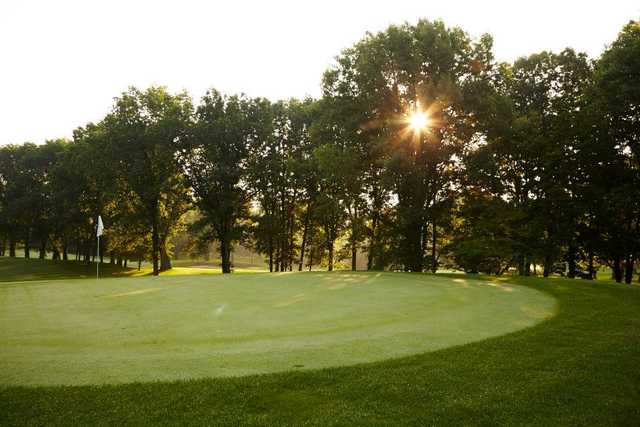 Knollwood Country Club - photo 3