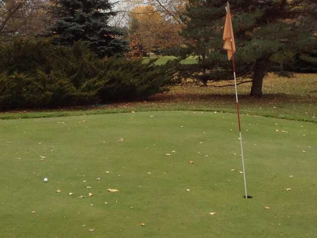 Oakgreen Golf Course - photo 2