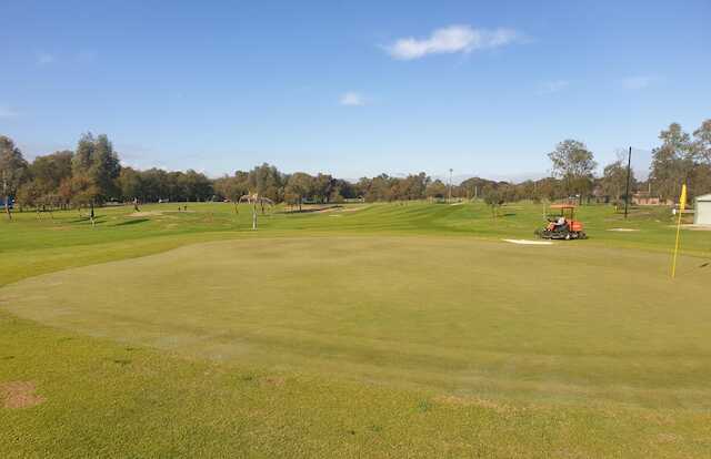 Mawson Lakes Golf Club