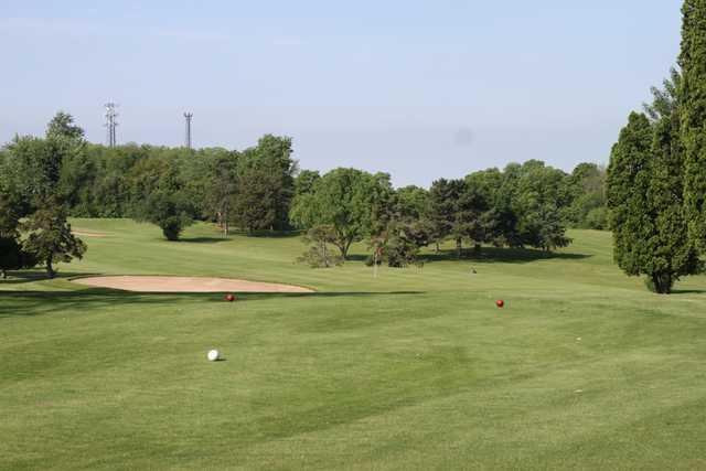 Red Barn Golf Course - photo 2