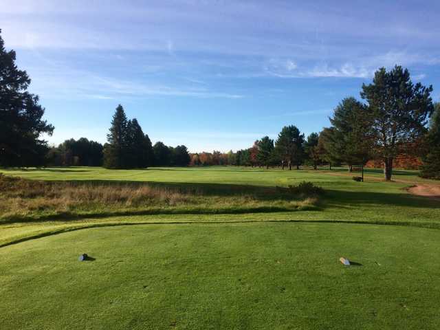 Trout Lake Golf Club - photo 2