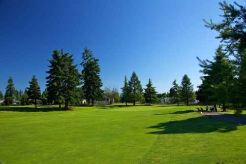 Walter E. Hall Golf Course - photo 3
