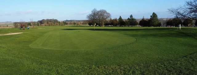 West Wilts Golf Club - photo 2