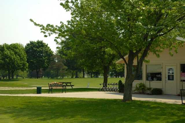 Ridgetown Golf and Curling Club - photo 1