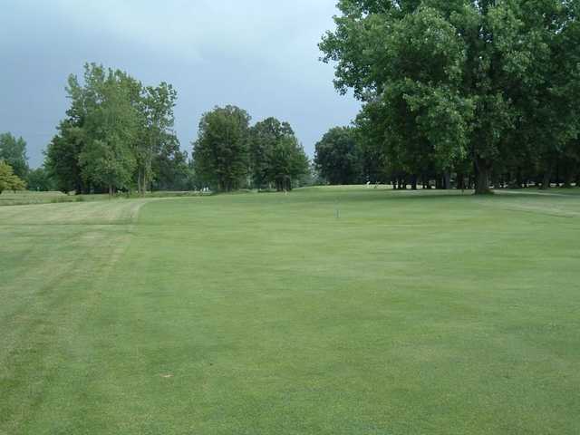Foss Park Golf Course - photo 2