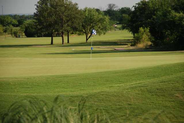 Bluebonnet Hill Golf Course - photo 4
