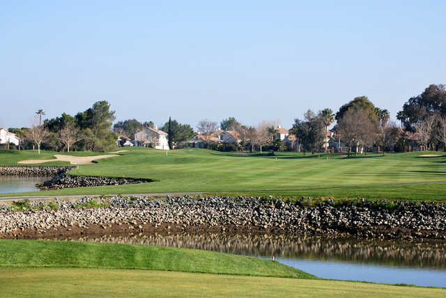 Discovery Bay Country Club - photo 2