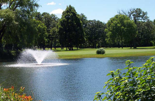 North Shore Country Club - photo 3