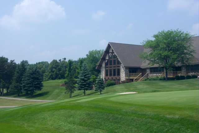 Lapeer Country Club - photo 2