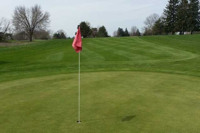 Minerva Lake Golf Club - photo 3
