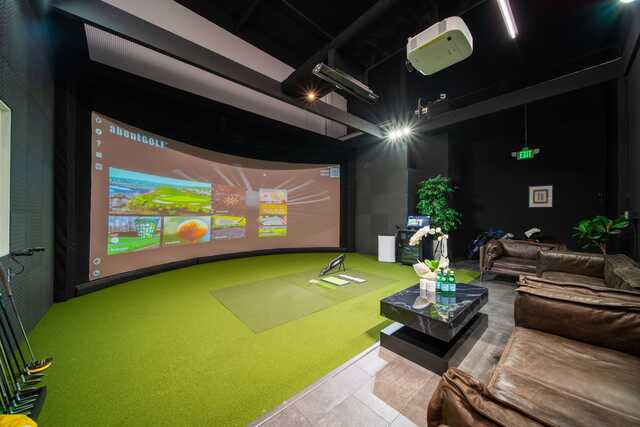 GOLFi Indoor Golf Center - photo 4
