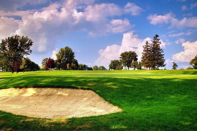 Livingston Country Club - photo 2