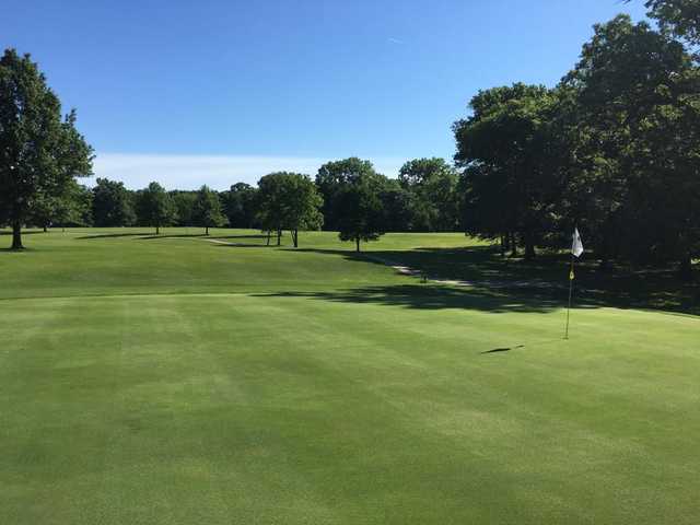 Kaskaskia Country Club - photo 2