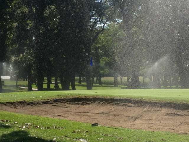 Riverside Town & Country Club - photo 3