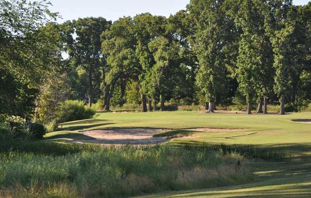 White Hawk Country Club - photo 2