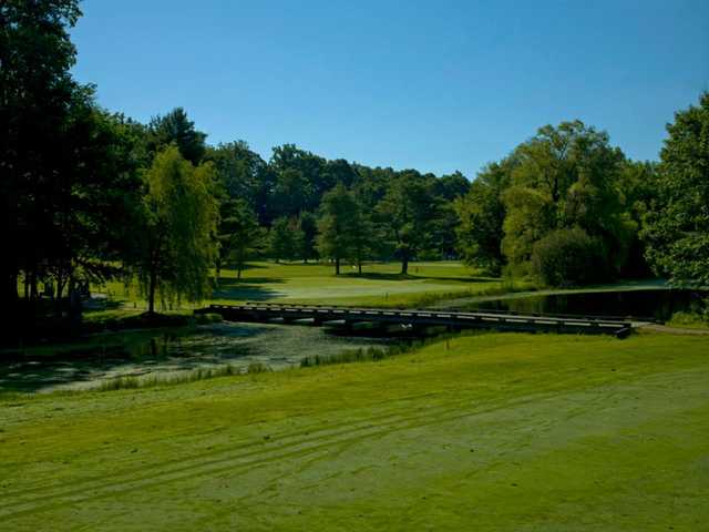 Salem Golf Club - photo 3
