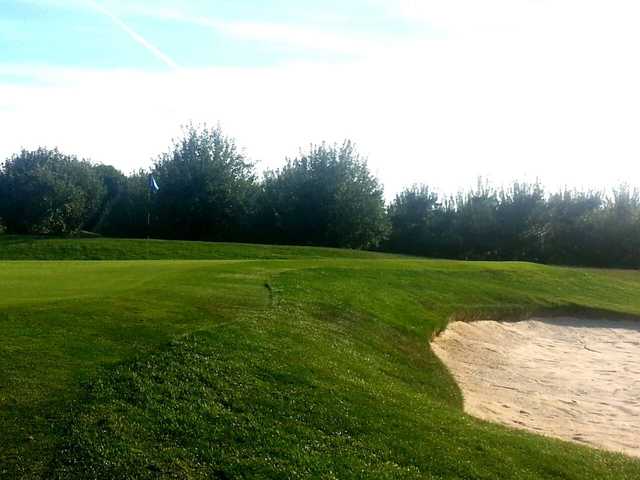 Apple Greens Golf Course - photo 5
