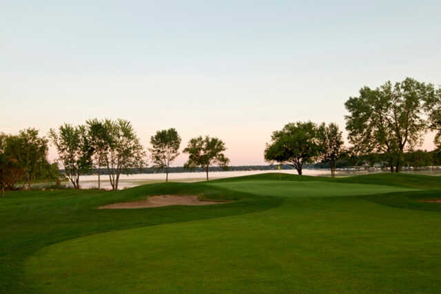 Lake Lawn Golf Resort - Majestic Oaks - photo 3