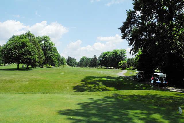 Columbia Hills Country Club - photo 2